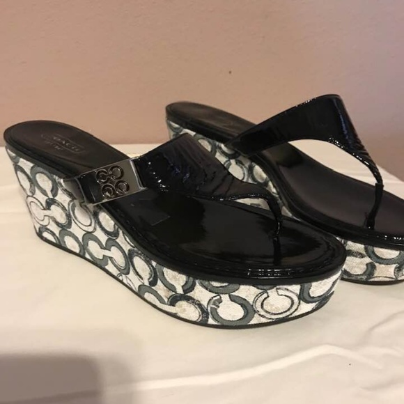 Coach Sandals size 9 - Picture 5 of 6